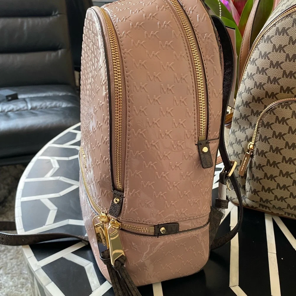 Micheal Kors Rhea Zip Logo Bookbag